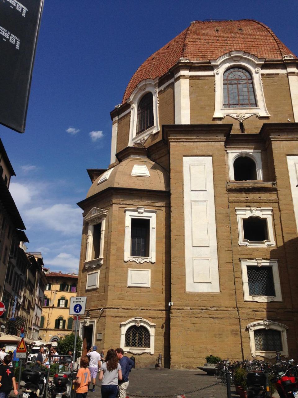 Apartment Design Florence- Center